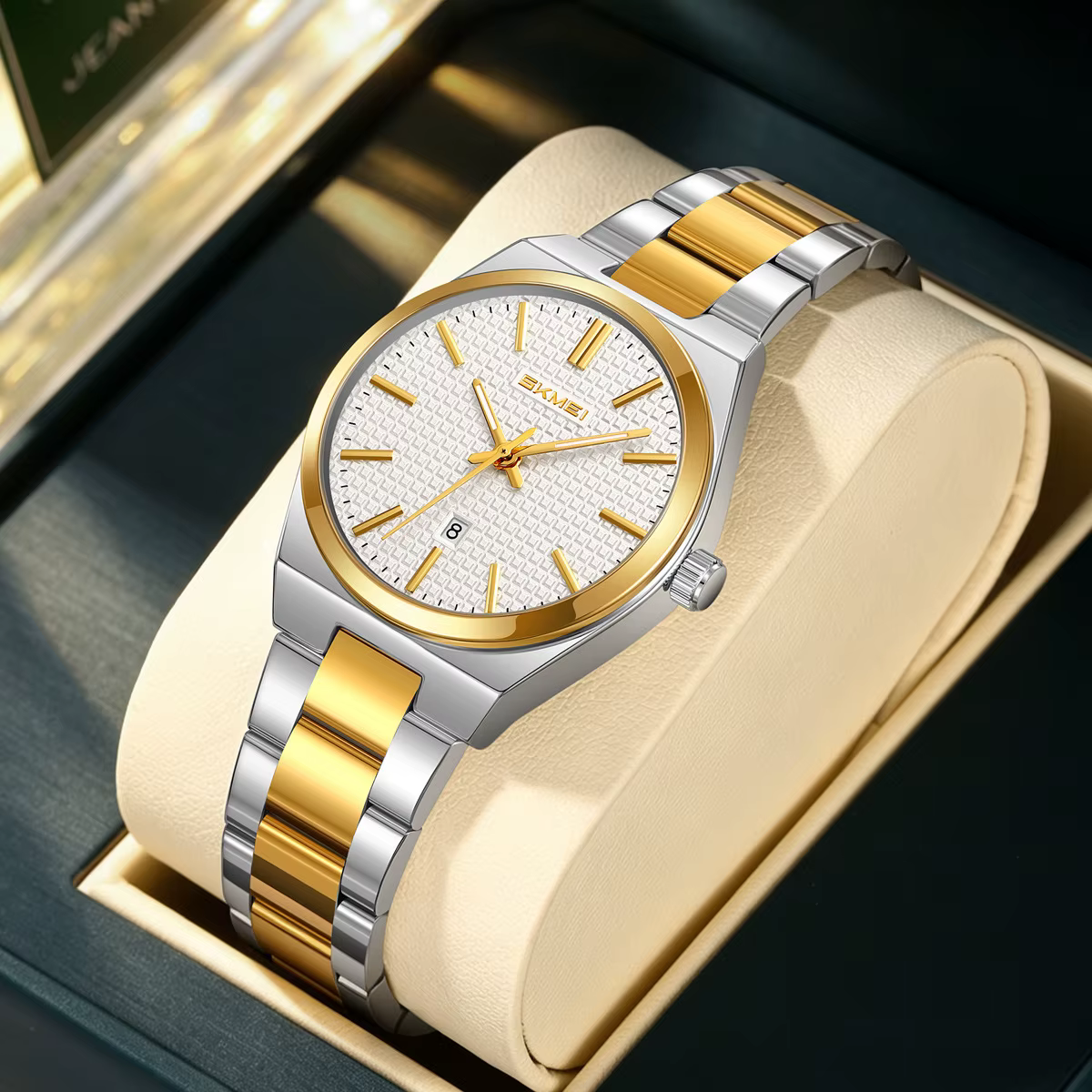 Elegant Luxury Watches For women with Date